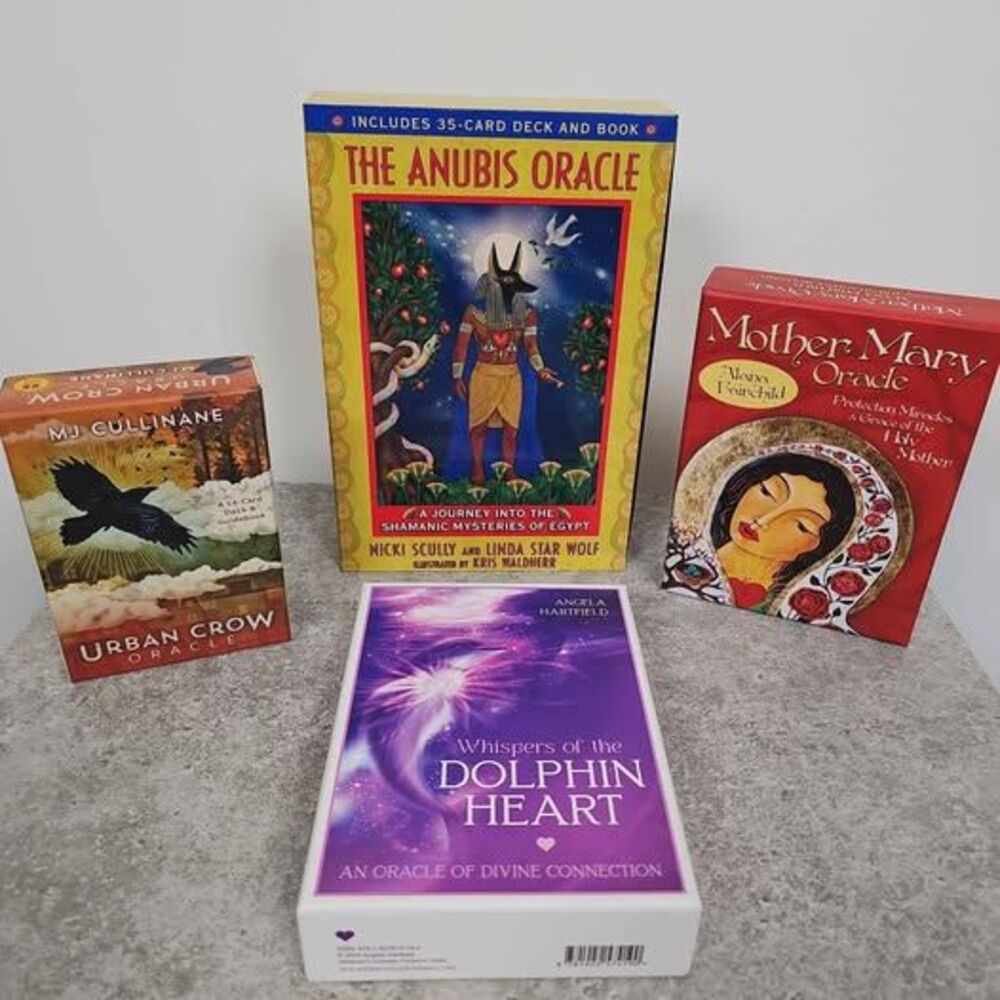 ✨ Oracle & Tarot Card Decks ✨